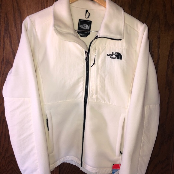The North Face Jackets & Blazers - NWT North Face Denali Jacket